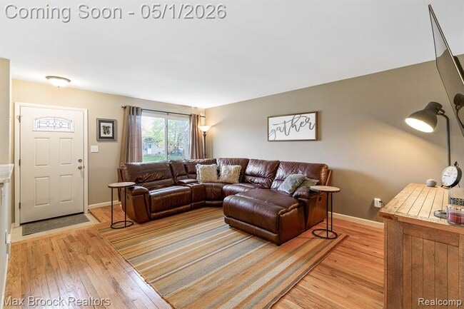 Photo - 3818 Edgeland Ave
