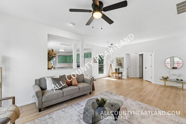 Photo - 17116 Sunny Hollow Rd