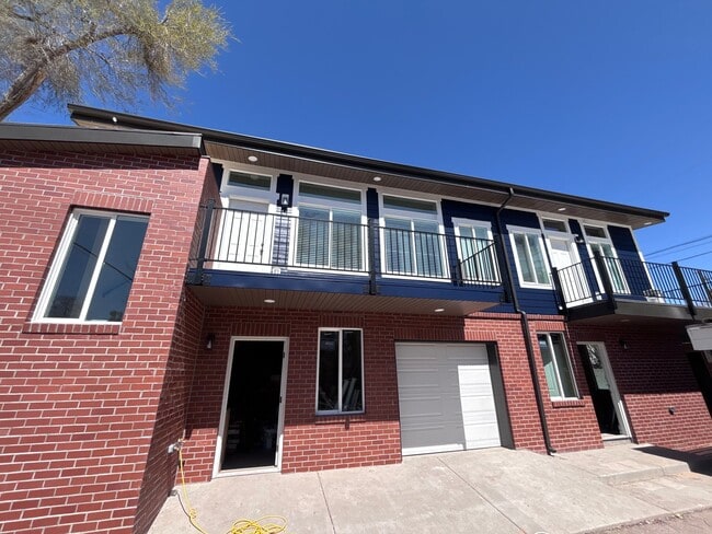 Building Photo - 2493 S 600 E