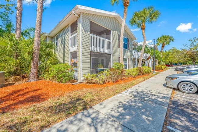 Building Photo - 8122 45th Ct E Unit 3