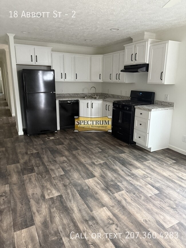 Building Photo - 18 Abbott St Unit 2