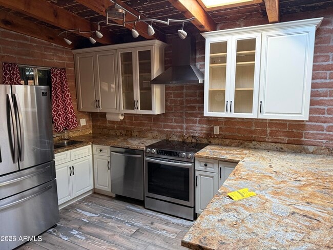 Photo - 3032 N 32nd St