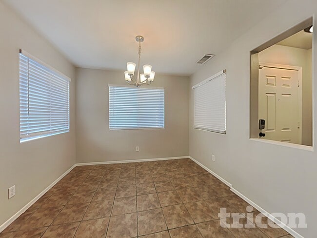 Photo - 25738 W St Catherine Ave