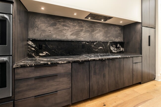 Photo - 4167 Meade Village Cv