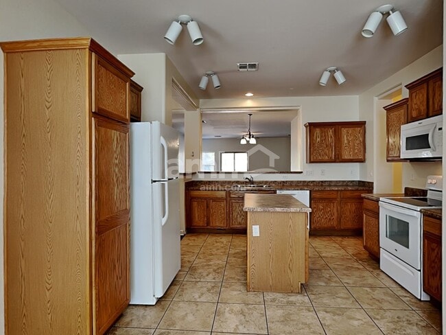 Photo - 5326 W Maldonado Rd