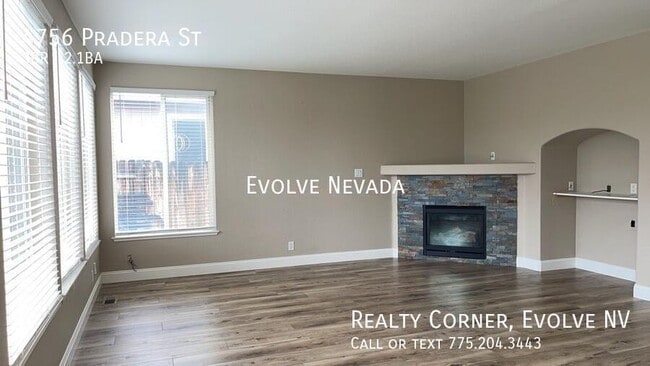 Photo - 4756 Pradera St