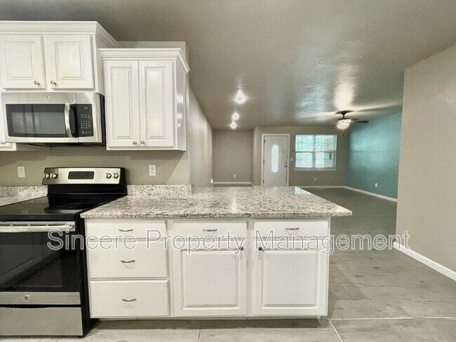 Photo - 120 N Ranchwood Blvd