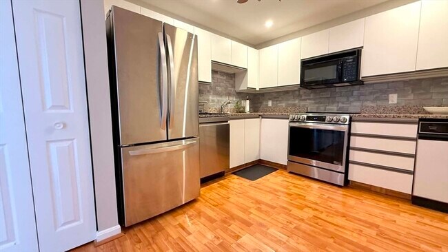 Photo - 3920 Mystic Valley Pkwy Unit 1105