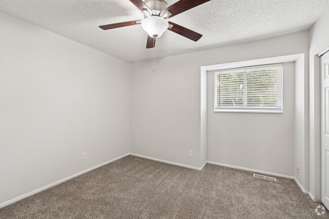 3BR, 2BA - 1,130SF - Bedroom