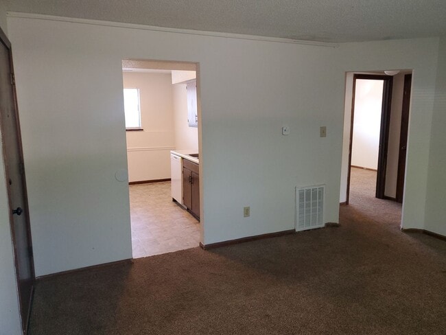 Photo - 920 W Texas Ave Unit D