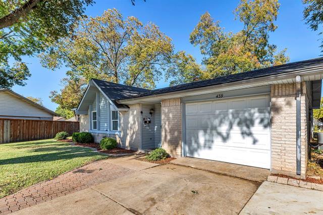 Photo - 439 Clover Ln