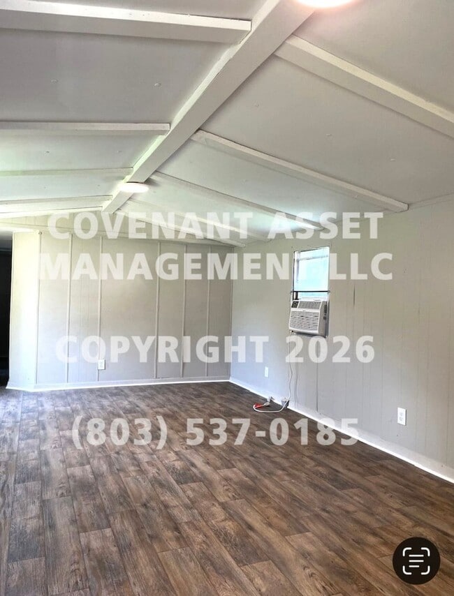 Photo - 114 Holly Vista Ln