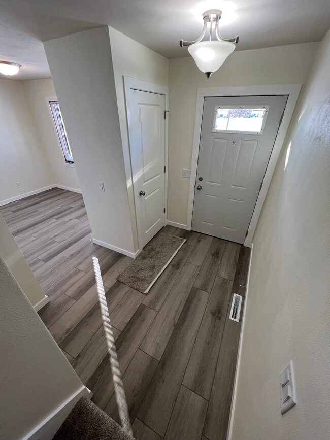 Photo - 2871 Cimarron Trl