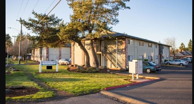 Building Photo - 2x1.5 Unit 17119