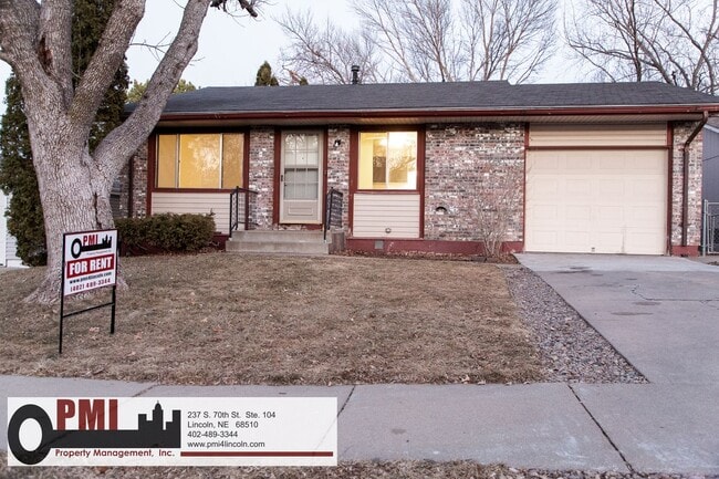 Photo - 4 bedroom 2.5 baths house with a fenced yard