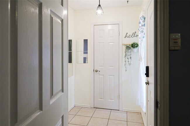 Photo - 8705 Clearbrook Trail