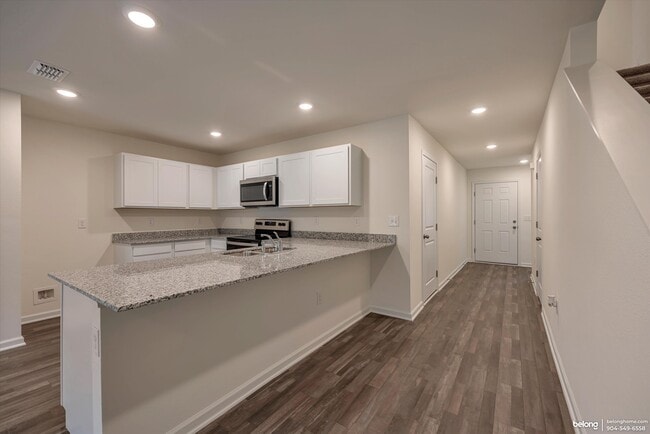 Photo - 45105 Red Brick Dr