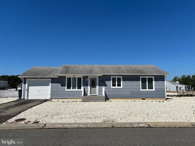 Building Photo - 156 Rodman Dr