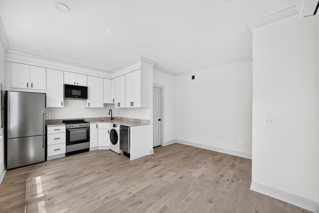 Photo - 311 East Capitol St SE Unidad #5