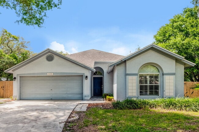 Photo - 2308 Kenwick Dr House