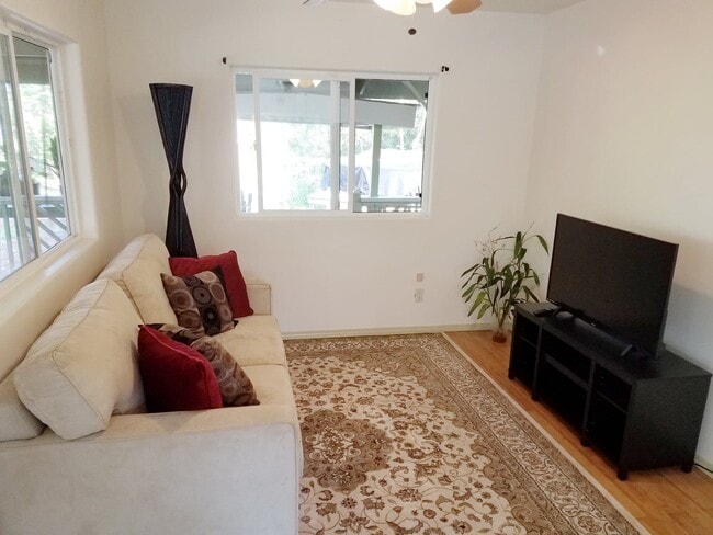 Photo - 15-1834 13th Ave Unit Ohana B