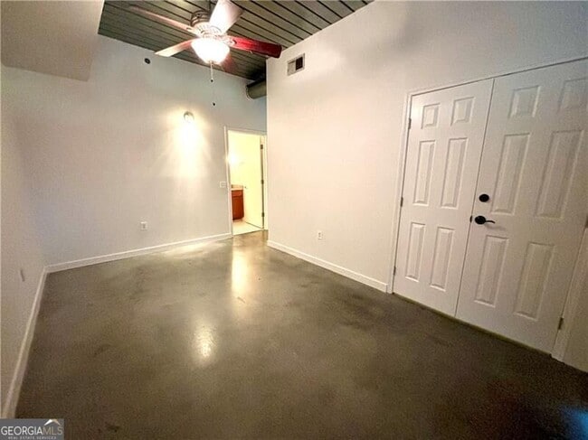 Photo - 620 Glen Iris Dr NE Unit 416