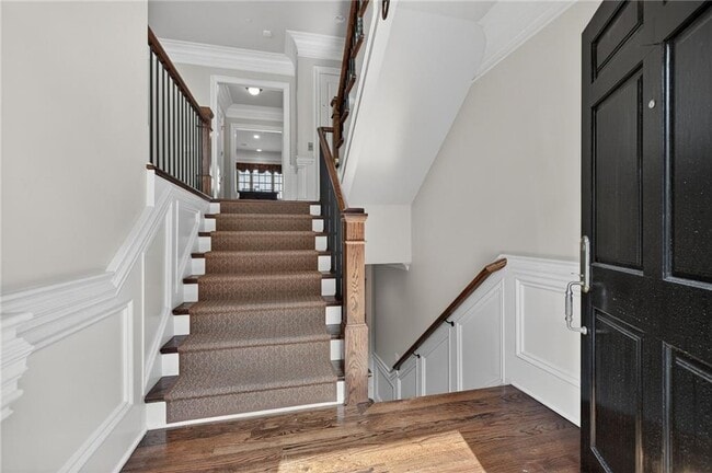 Photo - 3475 Roxboro Rd NE