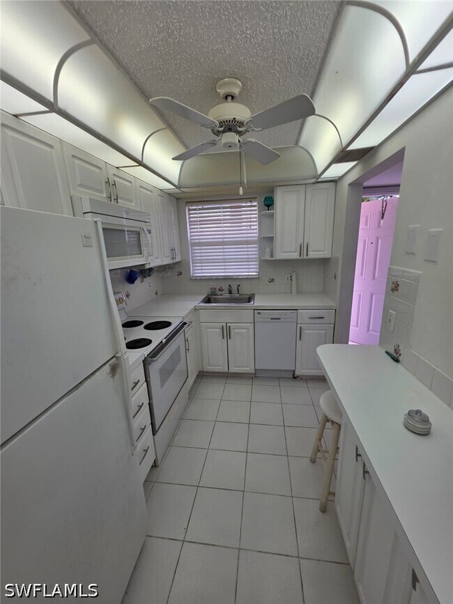160 Turtle Lake Ct Unit 209