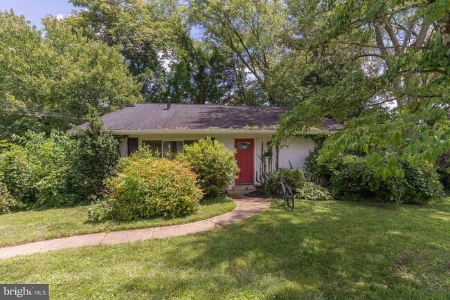 Photo - 10305 Forest Ave House