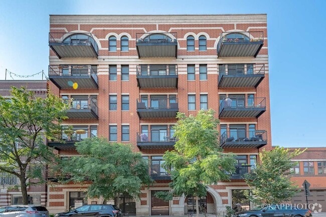 Building Photo - 1355 W Washington Blvd Unit 4E Rental