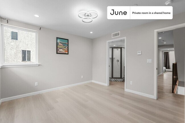 Room in Shared 5 bed/5 bath home in Boyle Heights