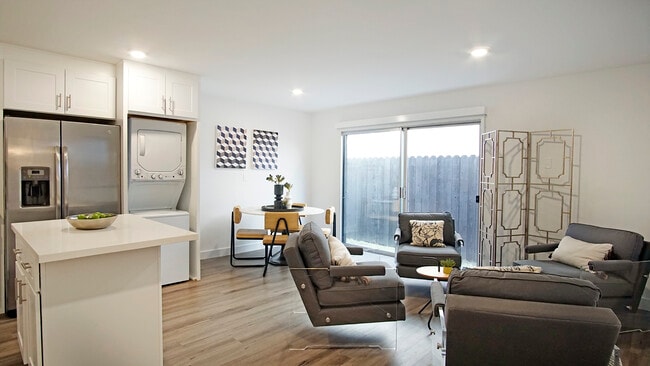 Photo - Regent Apartments Unit 9714-15