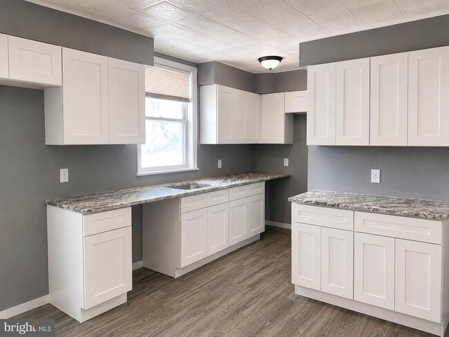 Photo - 229 N 65th St Unit 4