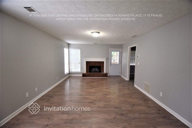 Photo - 210 Enon Ct SW