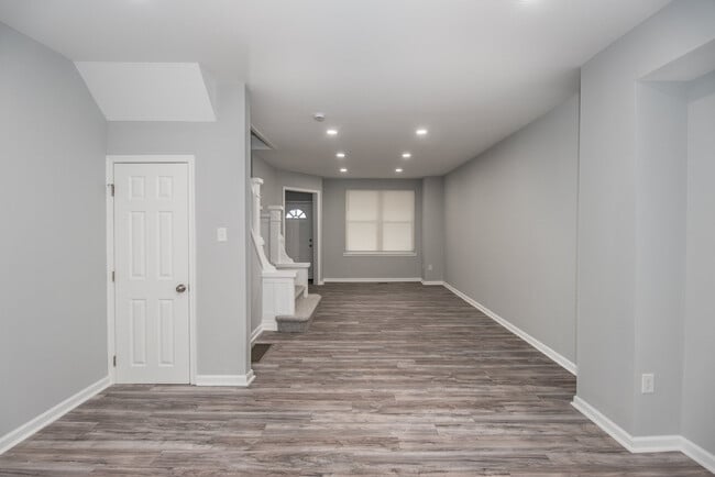 Photo - 4644 N 12th St