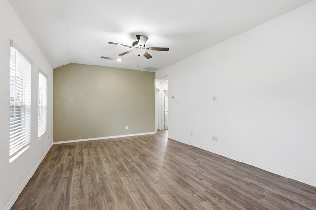 Photo - 1223 Blue Hazel Ct