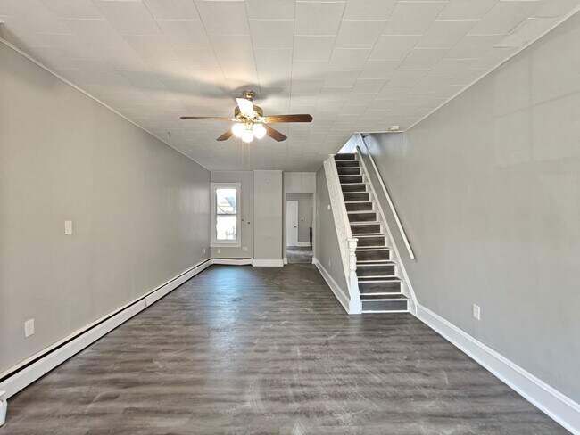 Photo - 9 Randall Ave