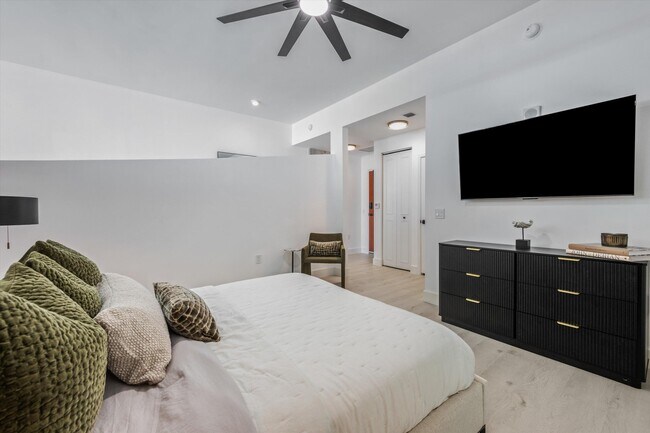 Photo - 300 S Australian Ave Unit 1116