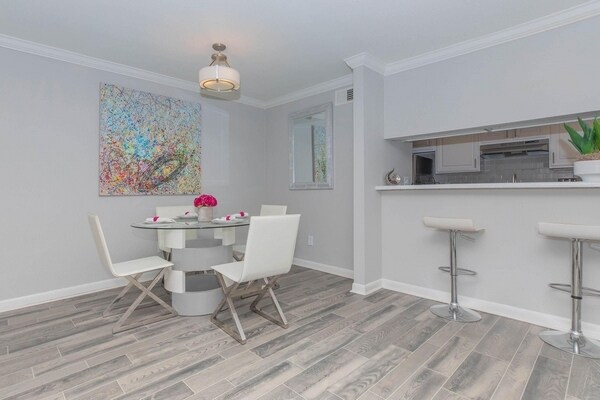 Photo - Breeze at Clear Lake Apartamentos