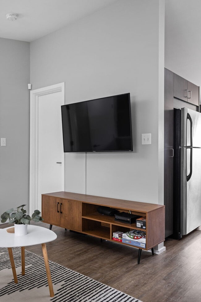 Photo - 1125 E 10th St Unidad ID1303781P