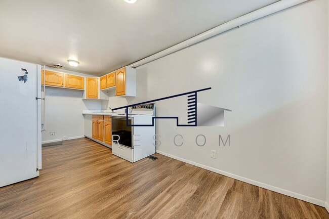 Photo - 800 State St