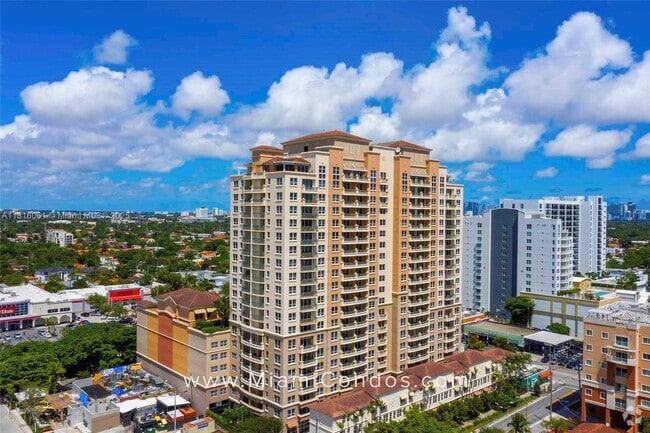 Building Photo - 3232 SW 22nd Terrace Unit 201 Rental