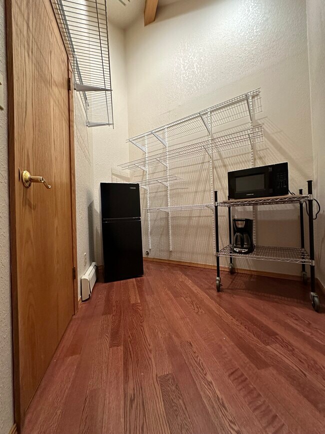 Photo - 6210 Bayview Rd Unit Studio Apartment