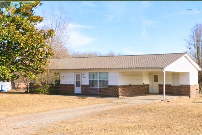 Building Photo - 506 Davis St