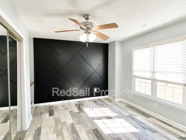 Photo - 851 Weston Ct