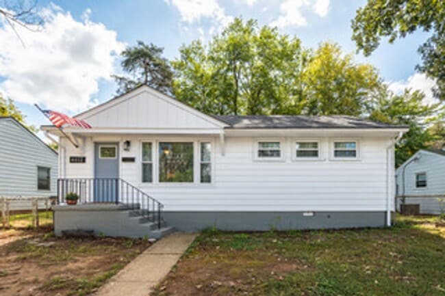 Building Photo - 3 Bedroom Home in Lynchburg
