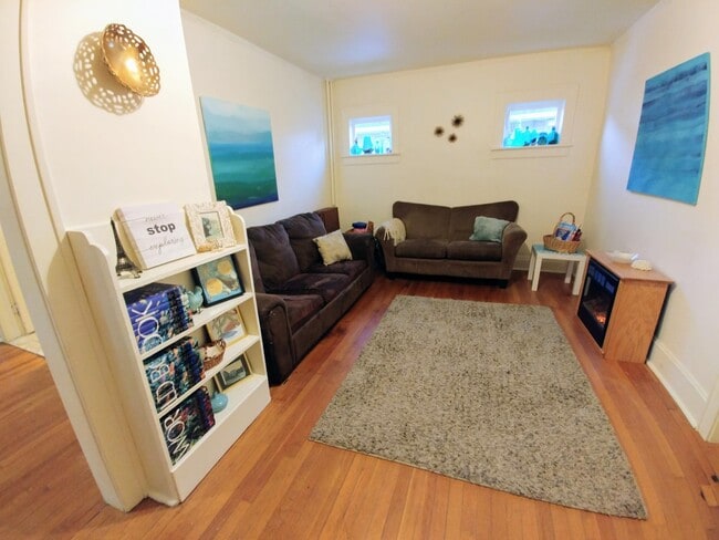 Living Room - 14 Weymouth St.