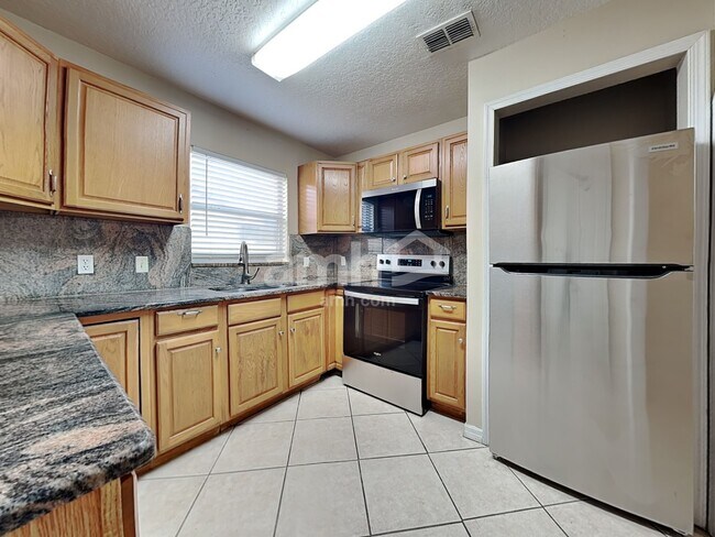 Photo - 1614 Christa Ct