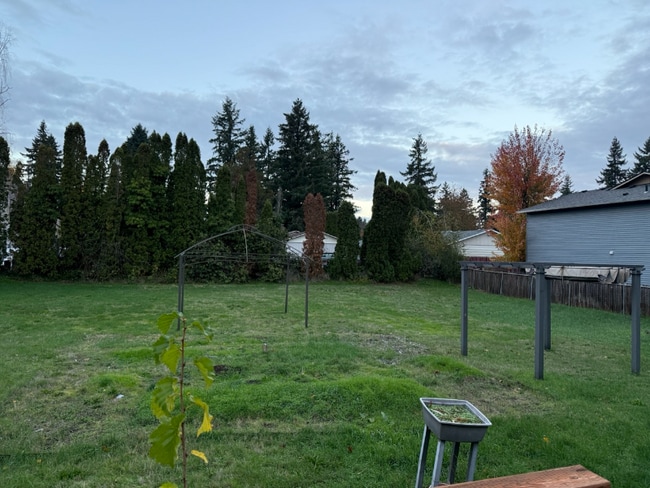 Photo - 17609 SE Stark St