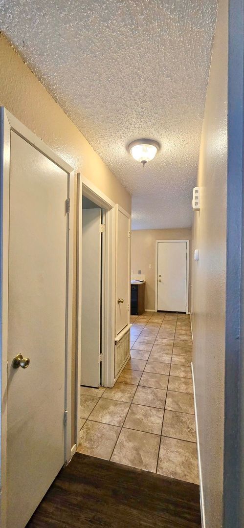 Photo - Tammy Lynn Dr Duplex Unidad B